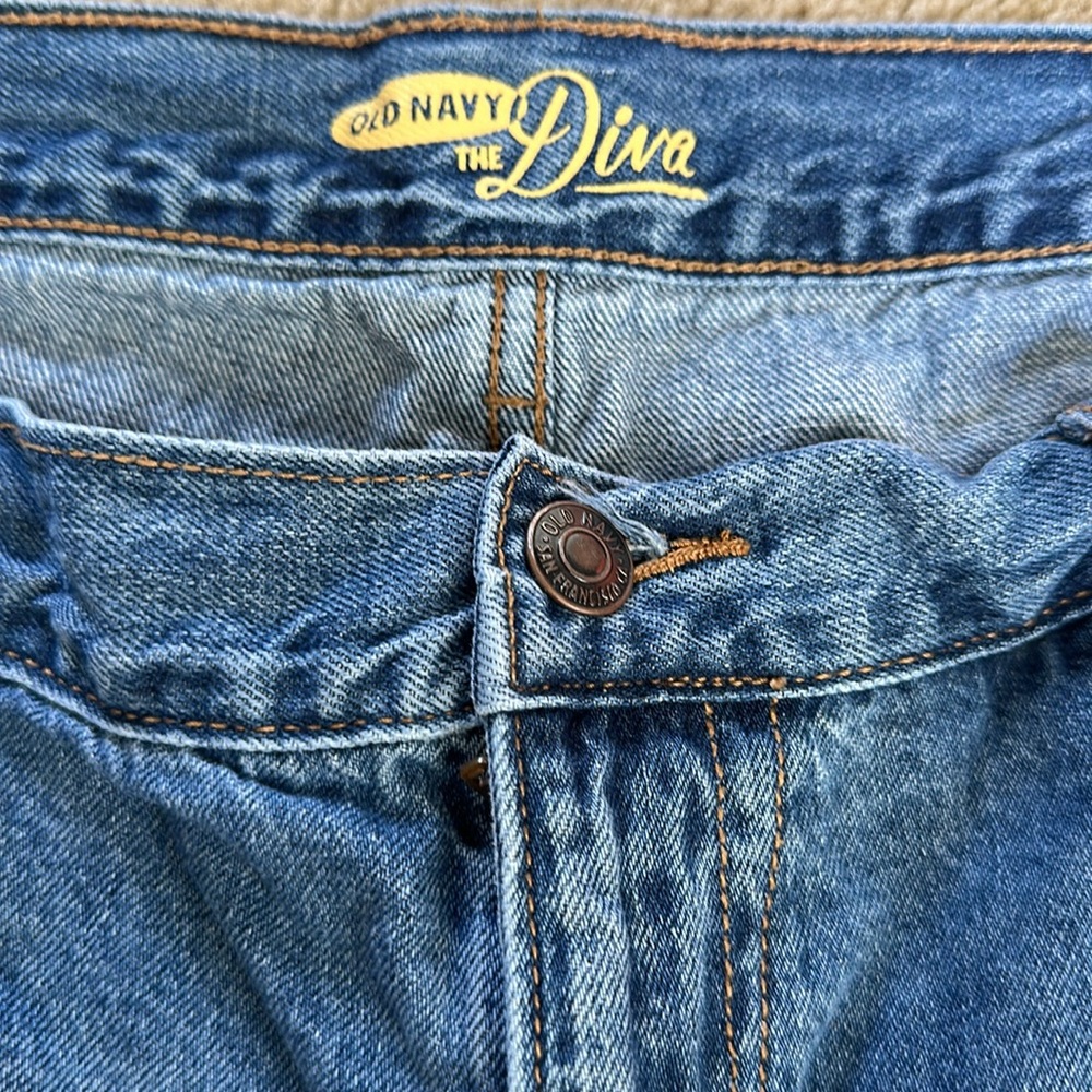 Old navy - Picture 4 of 4